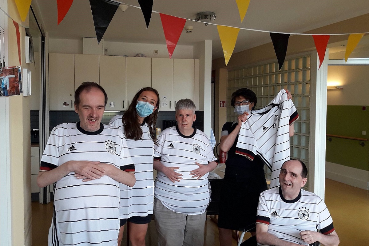 Dietzenbacher Fans feuern im Deutschland-Trikot an