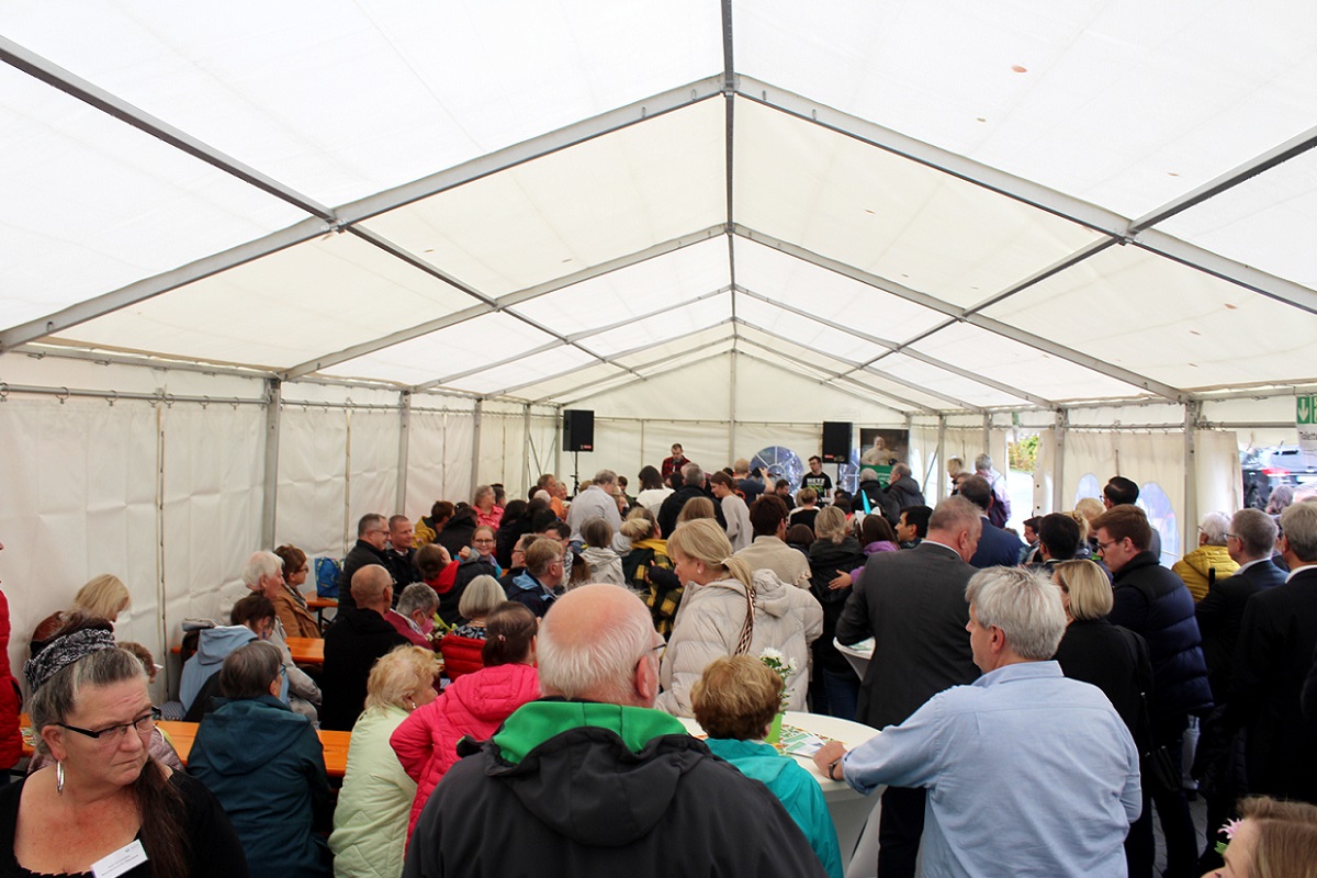 Einweihungsfeier des Wohnhauses Hainburg