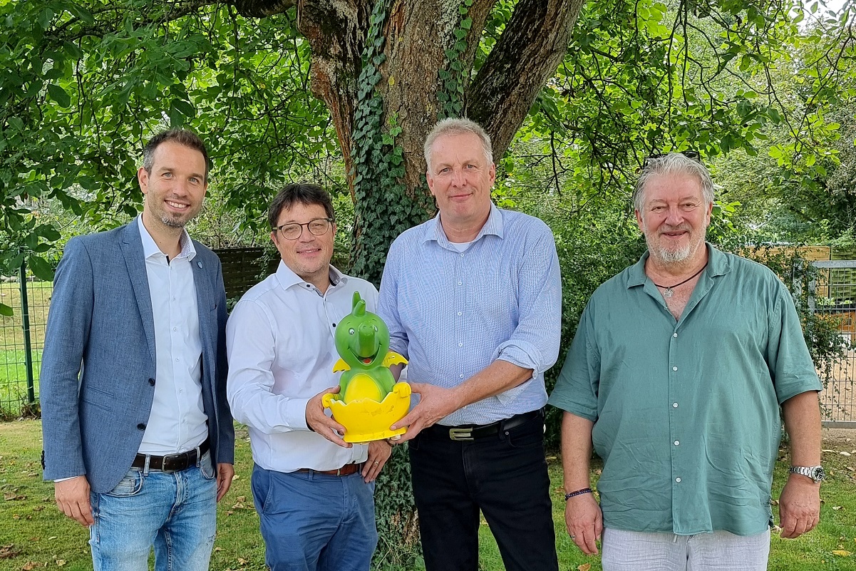 Presseartikel: Verabschiedung von Alfred Fippl als Geschäftsführer